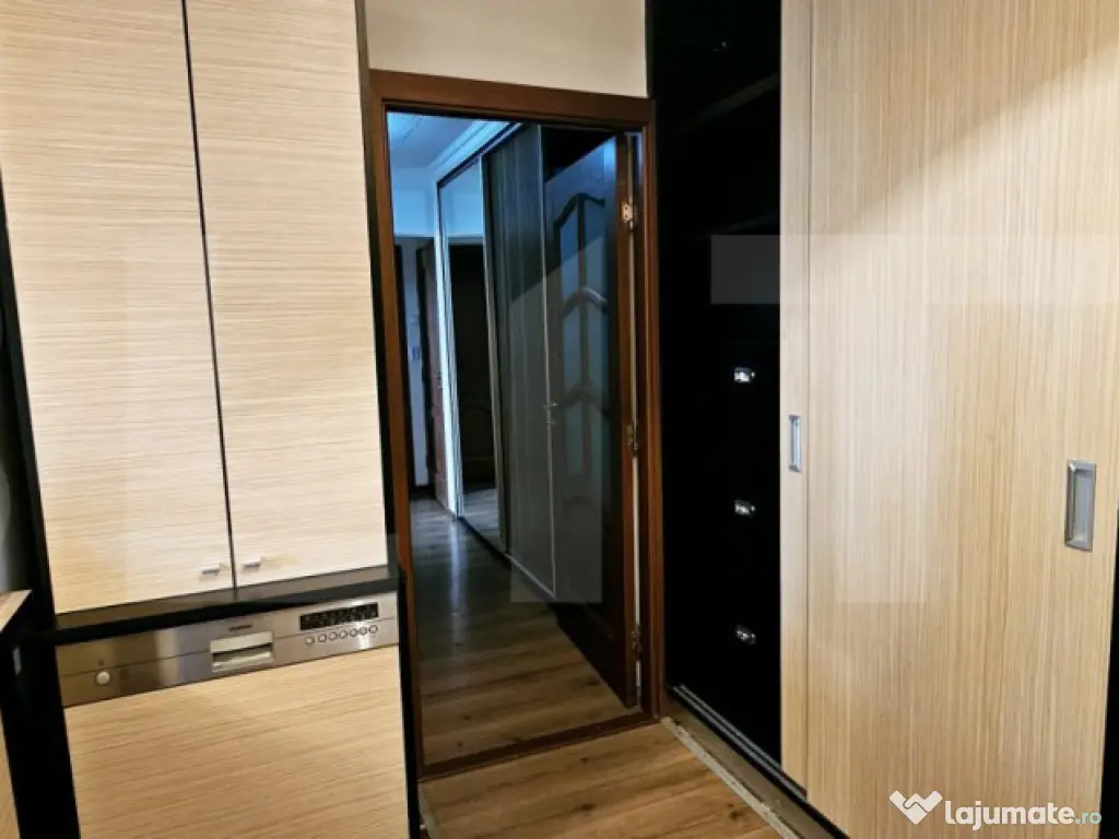 Apartament cu 3 camere, parter -Sf.Gheorghe