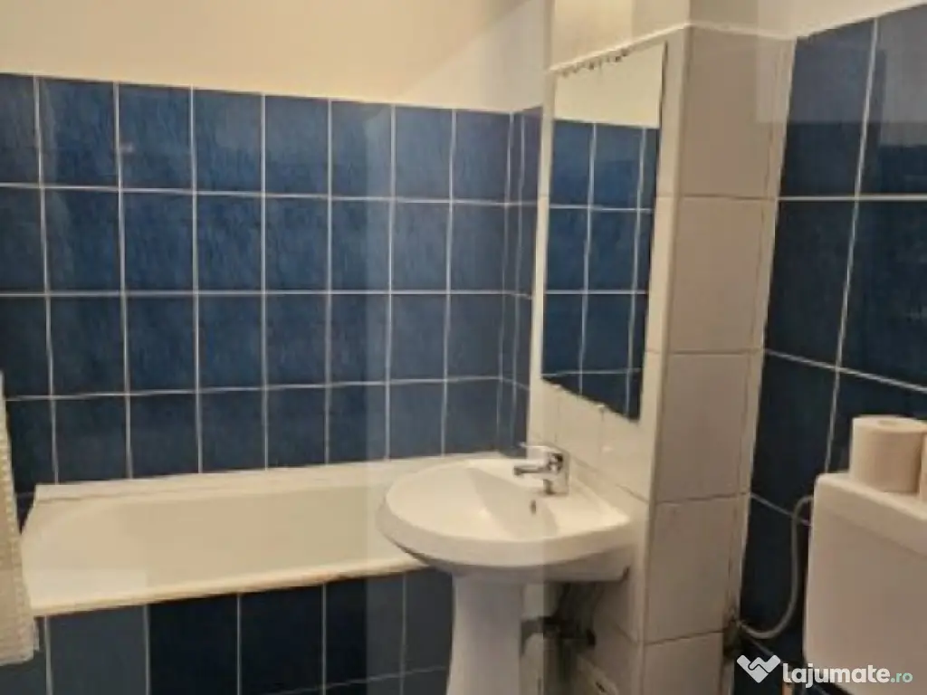 Apartament cu 3 camere, parter -Sf.Gheorghe