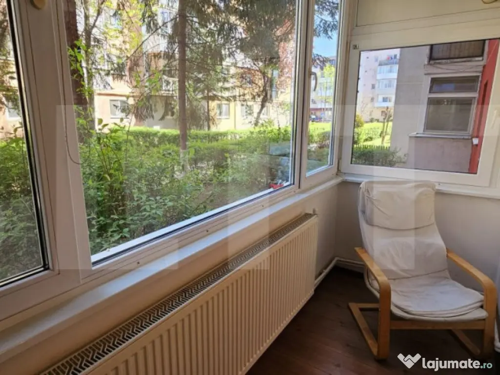 Apartament cu 3 camere, parter -Sf.Gheorghe