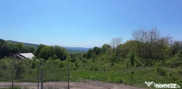 Teren de Vanzare – 850 mp | Petrarie – Burnova | Zona Ve