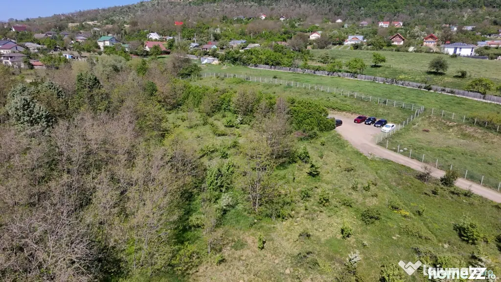 Teren de Vanzare – 850 mp | Petrarie – Burnova | Zona Ve