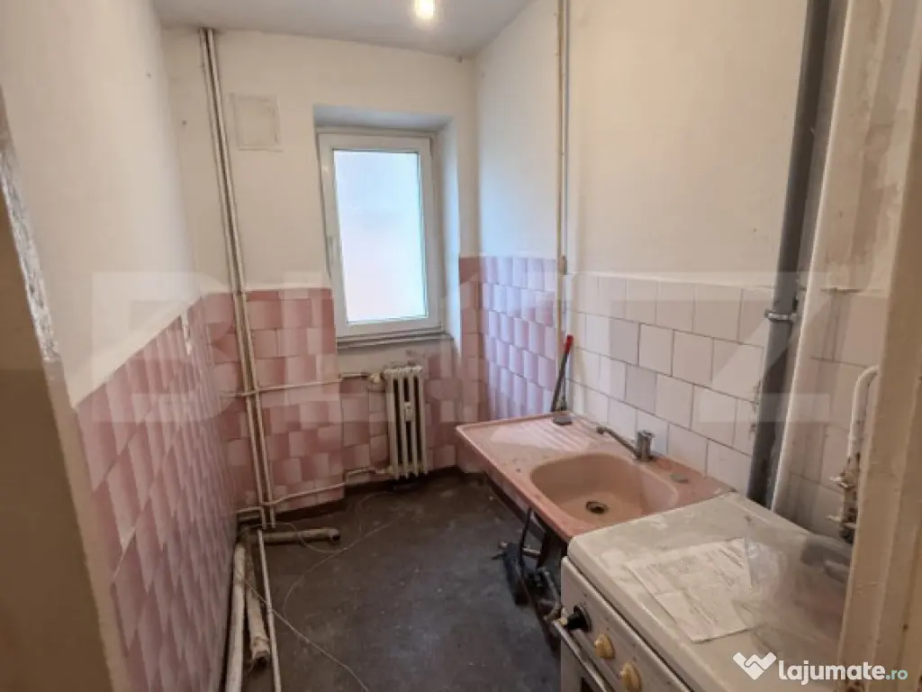 Investitie! Apartament cu 2 camere, 37 mp, etaj intermediar,