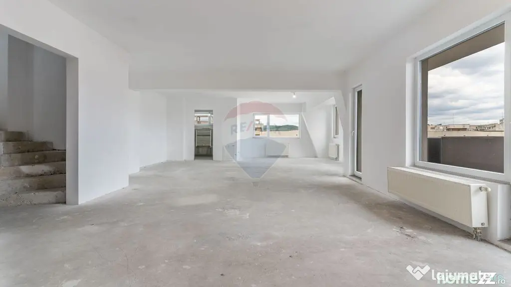 Apartament semifinisat, de Lux, zona semicentrală, 248mp...
