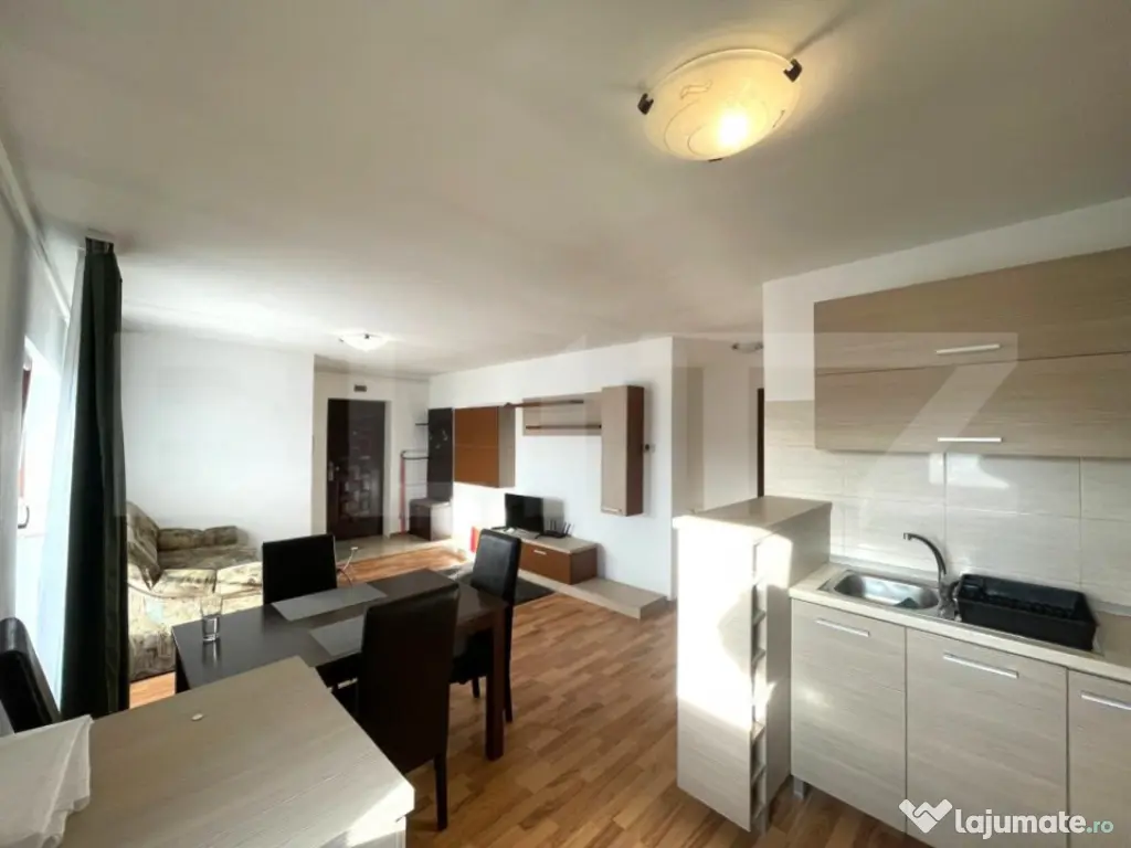 Apartament 2 camere, 47, 83 mp, balcon, parcare, Restaurant
