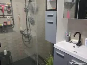 Ap la casa 3 cam SC 96 mp , Central , gaz ,renovat lux ,dotat 