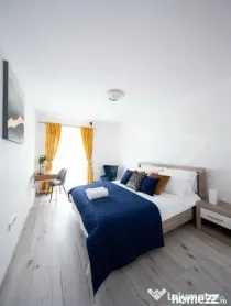 Apartament 2 camere, lux, parcare, zona Mihai Viteazu