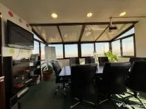 Birou modern, parcare cu bariera, zona cu acces facil, zona