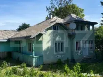 Casa si teren de vanzare, 2000 mp, zona Dragoiesti