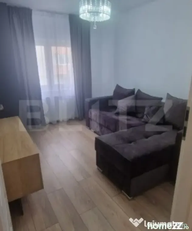 Apartament de vanzare, cu 3 camere, 72 mp, zona Gheorghe Doj