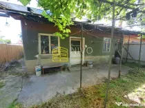 Casă singur în curte – Mureș – Mureșeni
