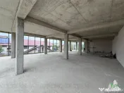 Spatiu comercial de inchiriat parcari in Bragadiru,Ilfov 