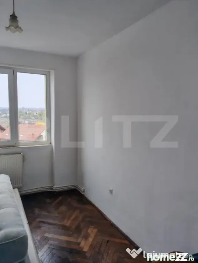 Apartament de vanzare cu 3 camere, 69 mp, zona Str. Botizulu - Satu Mare (Satu-Mare)