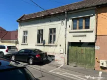 Casa de vanzare, cu 4 camere, 103 mp, zona semicentrala