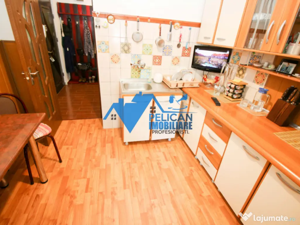 E3, decomandat, 3 camere, renovat