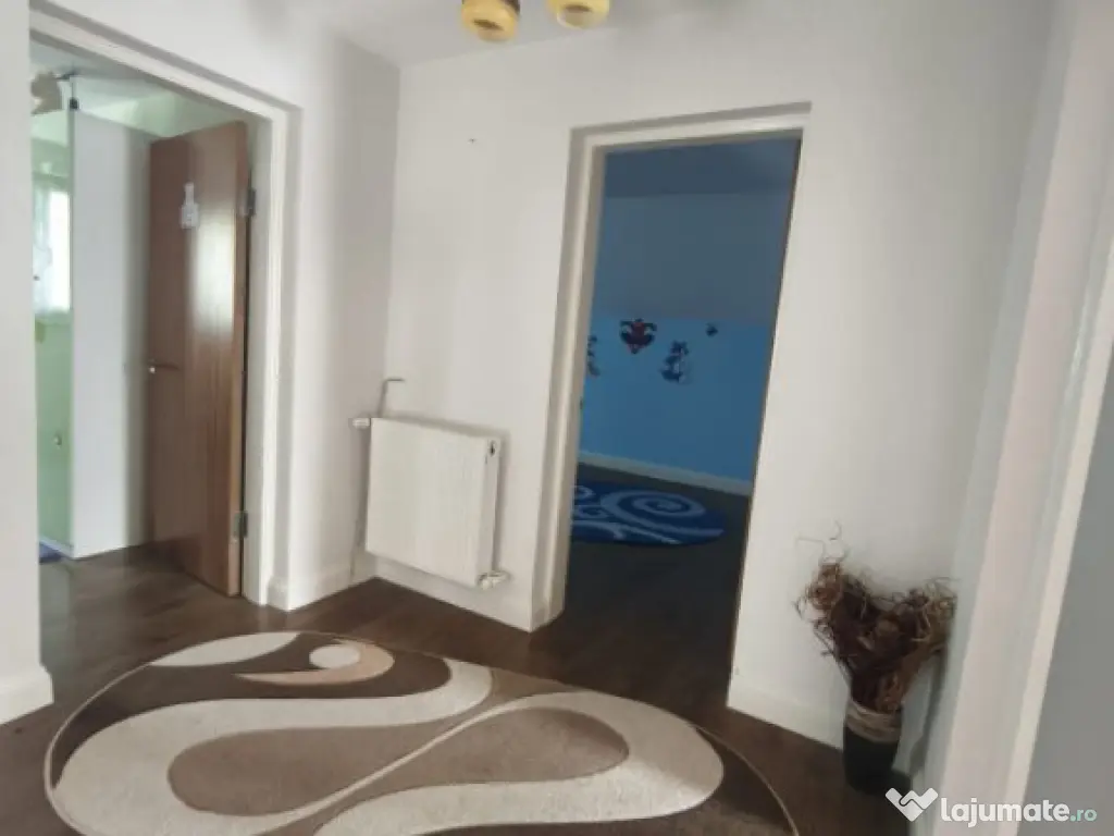 Casa + teren 2600mp, zona Horodnic de Sus, Radauti