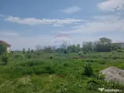 Teren 1,000mp Ostratu 