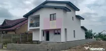 Săbăreni, casă p+1E+m, 5 camere, 3 bai, terasă acoper...