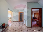 Vila rezidential/ gradina de vis/sera/ panouri/ Sanpetru! 