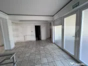 Spatiu comercial pe 2 niveluri, 230 mp, zona semicentrala 