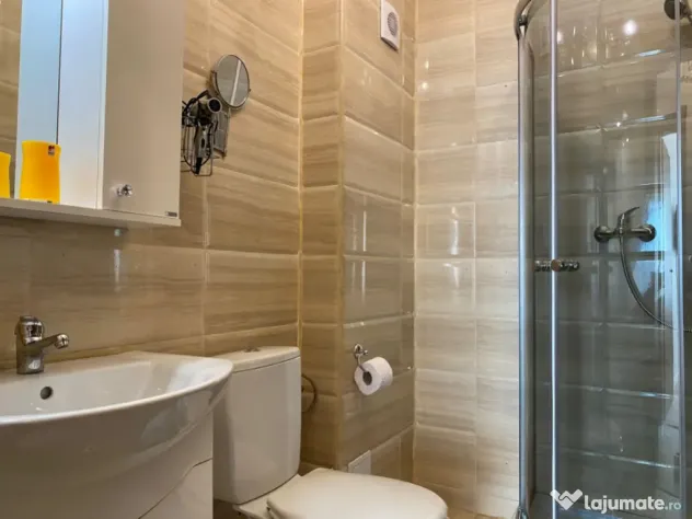 Apartament 3 camere zona Mamaia Nord