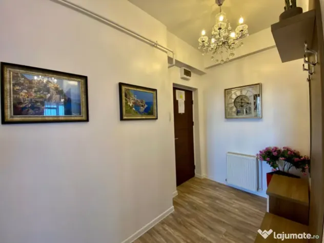 Apartament 3 camere zona Mamaia Nord