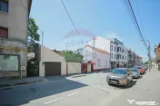 Apartament cu 3 camere de vânzare în zona Ultracentral 