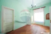 Apartament cu 3 camere de vânzare în zona Ultracentral 