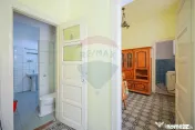 Apartament cu 3 camere de vânzare în zona Ultracentral 