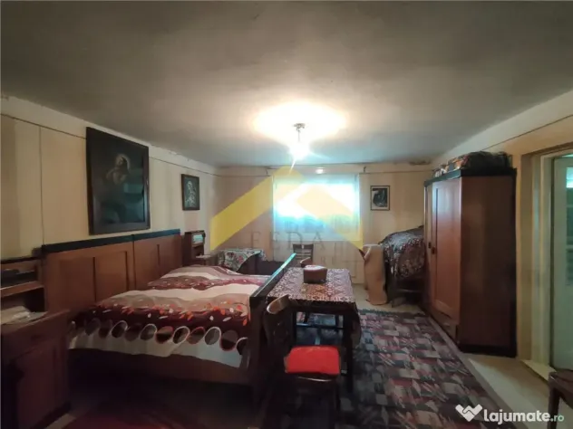 Casa 3 camere de in sat Ghioroc, judetul Arad