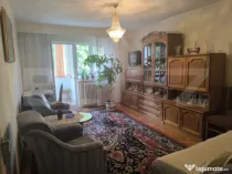 Apartament de vanzare, cu 3 camere si 3 balcoane, 74 mp, zon