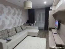 1 camera in zona Dambovita