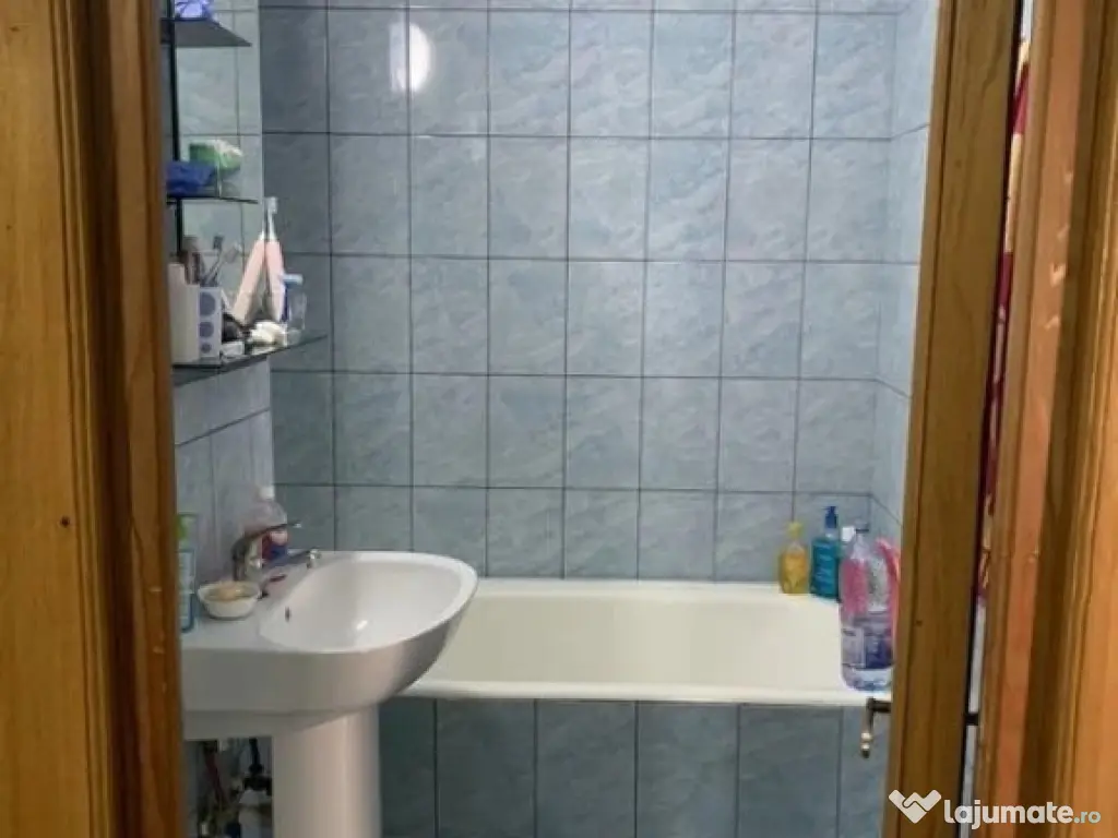 1 camera in zona Gheorghe Lazar