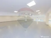 LUX! De inchiriat SPATIU COMERCIAL cu birouri, magazie ș... 