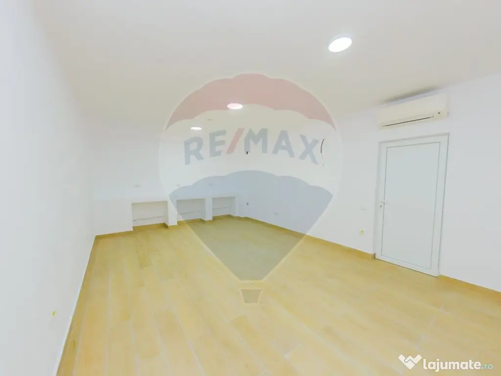 LUX! De inchiriat SPATIU COMERCIAL cu birouri, magazie ș...