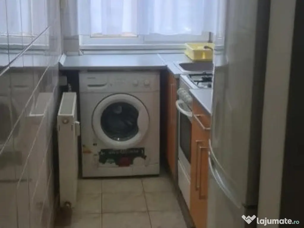 2 camere in zona Lipovei