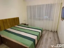 1 camera in zona Aradului