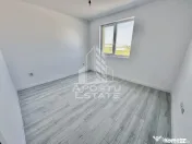 Apartamente cu 3 camere complet finalizate, disponibile imediat.