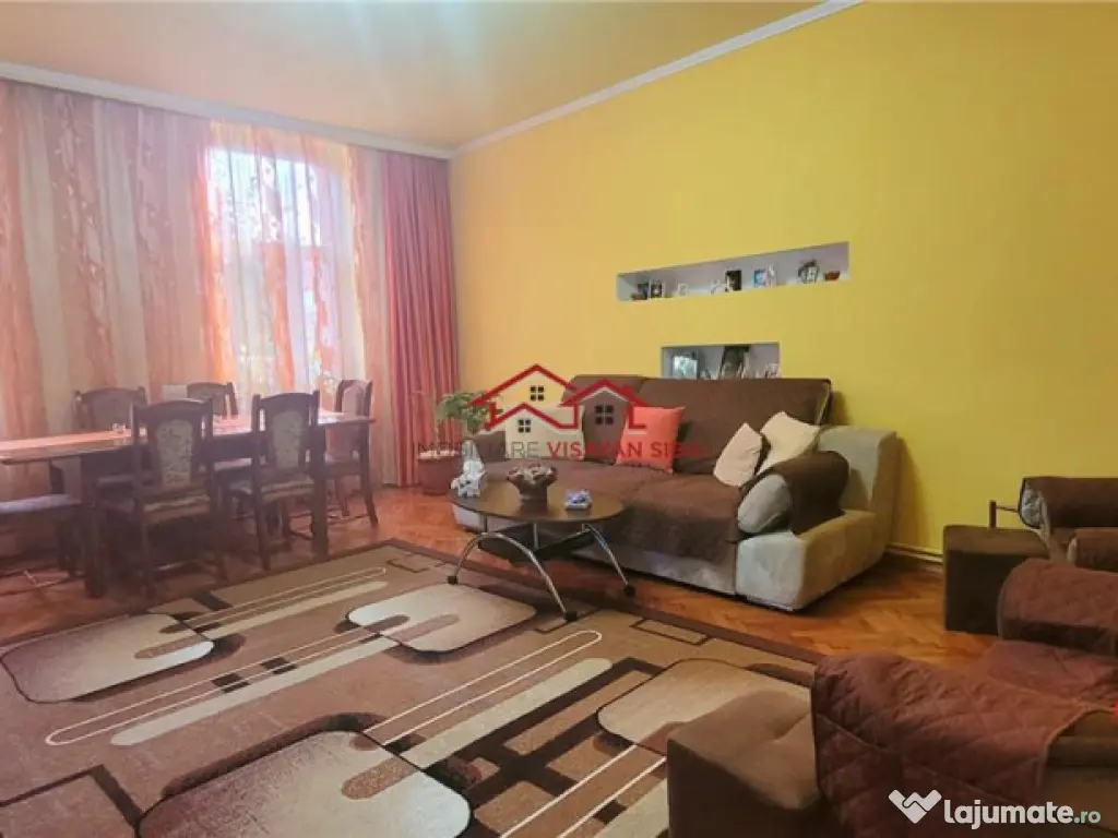 Apartament ultracentral,garaj, pivnita, Sibiu,comision 0