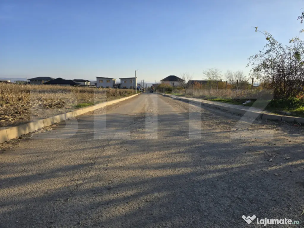 Casa 4 camere, 110mp, Valea Lupului la strada asfaltata