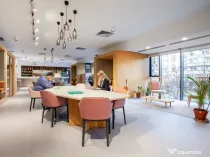 Spațiu de birou frumos proiectat pentru 5 persoane în Spaces Unirii
