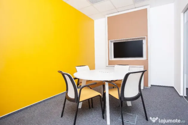 Spațiu de birou privat pentru 3 persoane în Regus Sun Business Centre