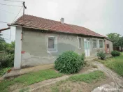 De vânzare casă cu 3 camere și teren 3205 mp în Sânn... 