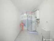 De vânzare casă cu 3 camere și teren 3205 mp în Sânn... 