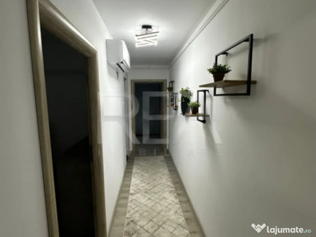 Apartament 3 Camere , Decomandat , Zona Brancoveanu , Renova