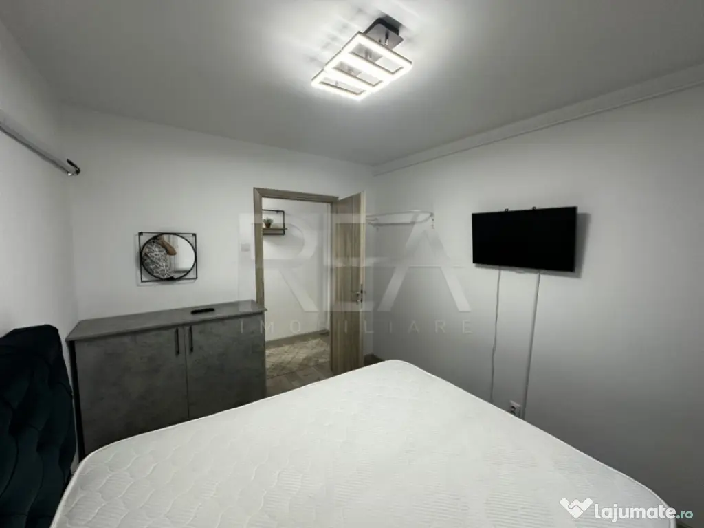 Apartament 3 Camere , Decomandat , Zona Brancoveanu , Renova