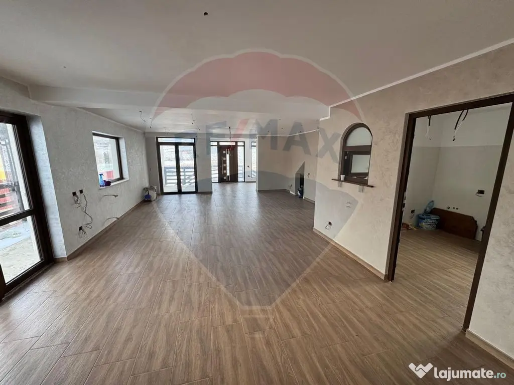 Casa si teren zona Balaurul