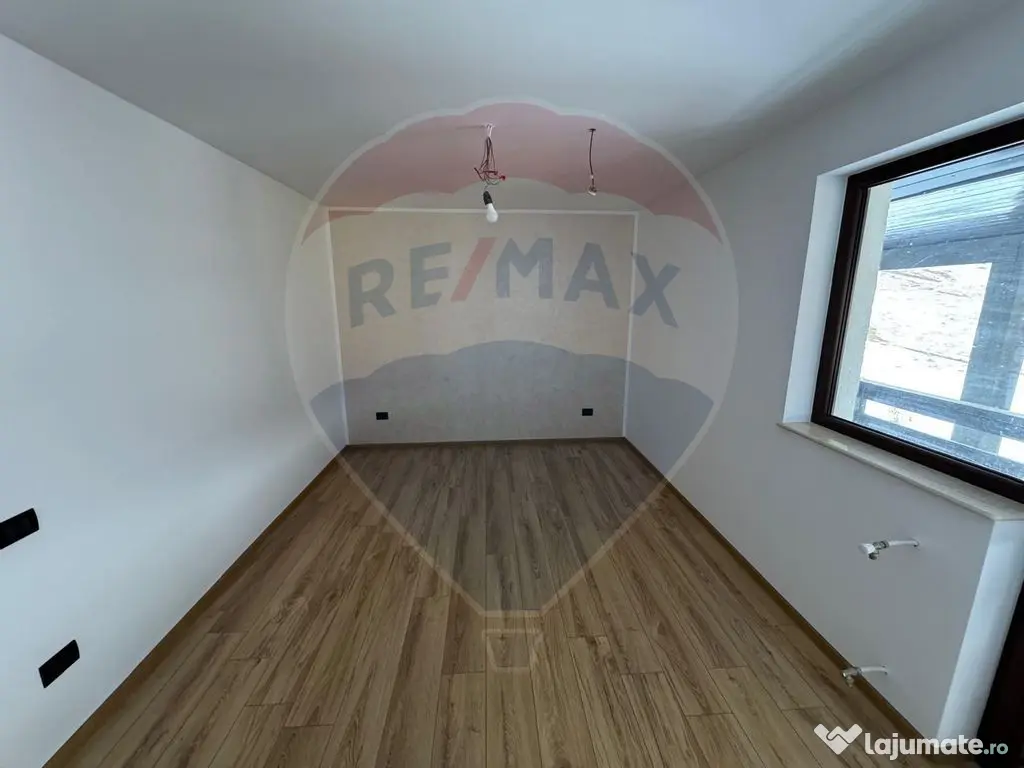 Casa si teren zona Balaurul