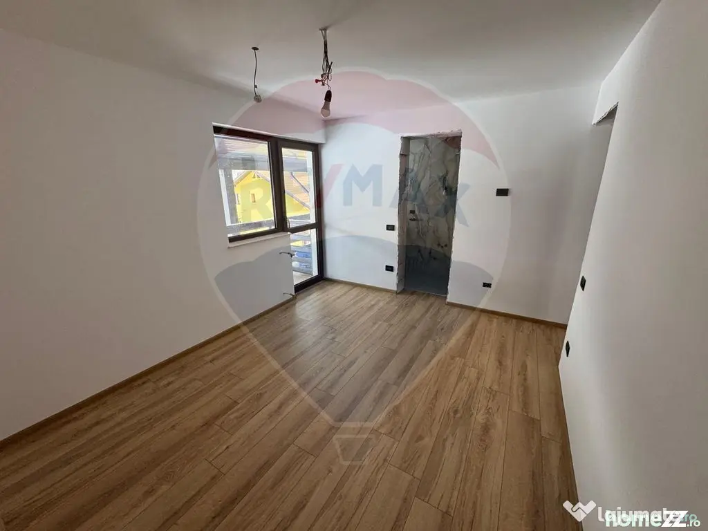 Casa si teren zona Balaurul