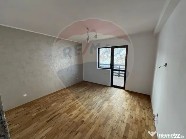 Casa si teren zona Balaurul