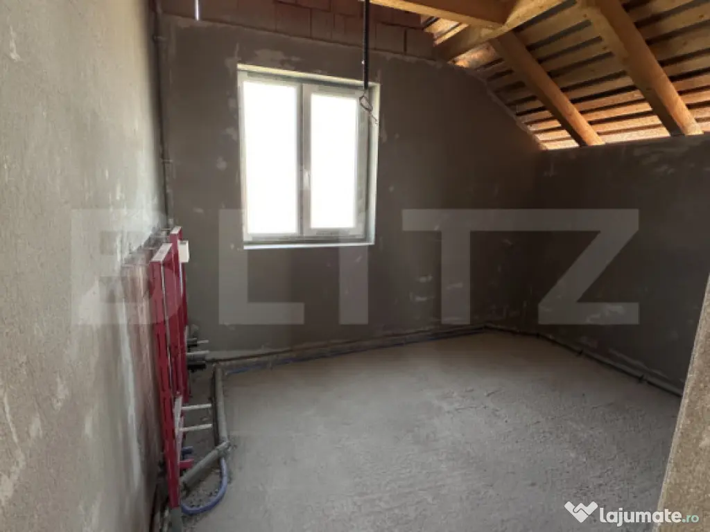 Casă nouă, priveliște panoramică, 400 mp teren